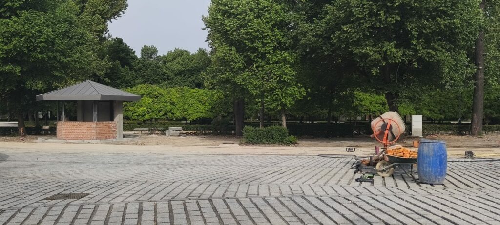 "Graves problemas" de tráfico por las "demoras" en las obras del parque de la Vega, la nueva denuncia del PSOE