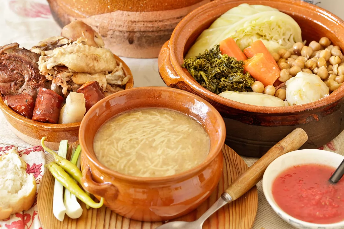 Cardiel de los Montes celebra su romería con la receta tradicional del 'cocido cardielejo'