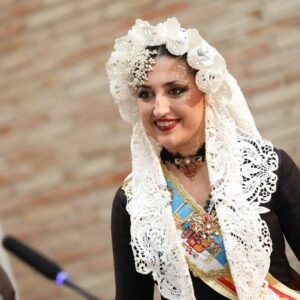 Toledo celebra sus primeras hogueras de San Juan al estilo alicantino