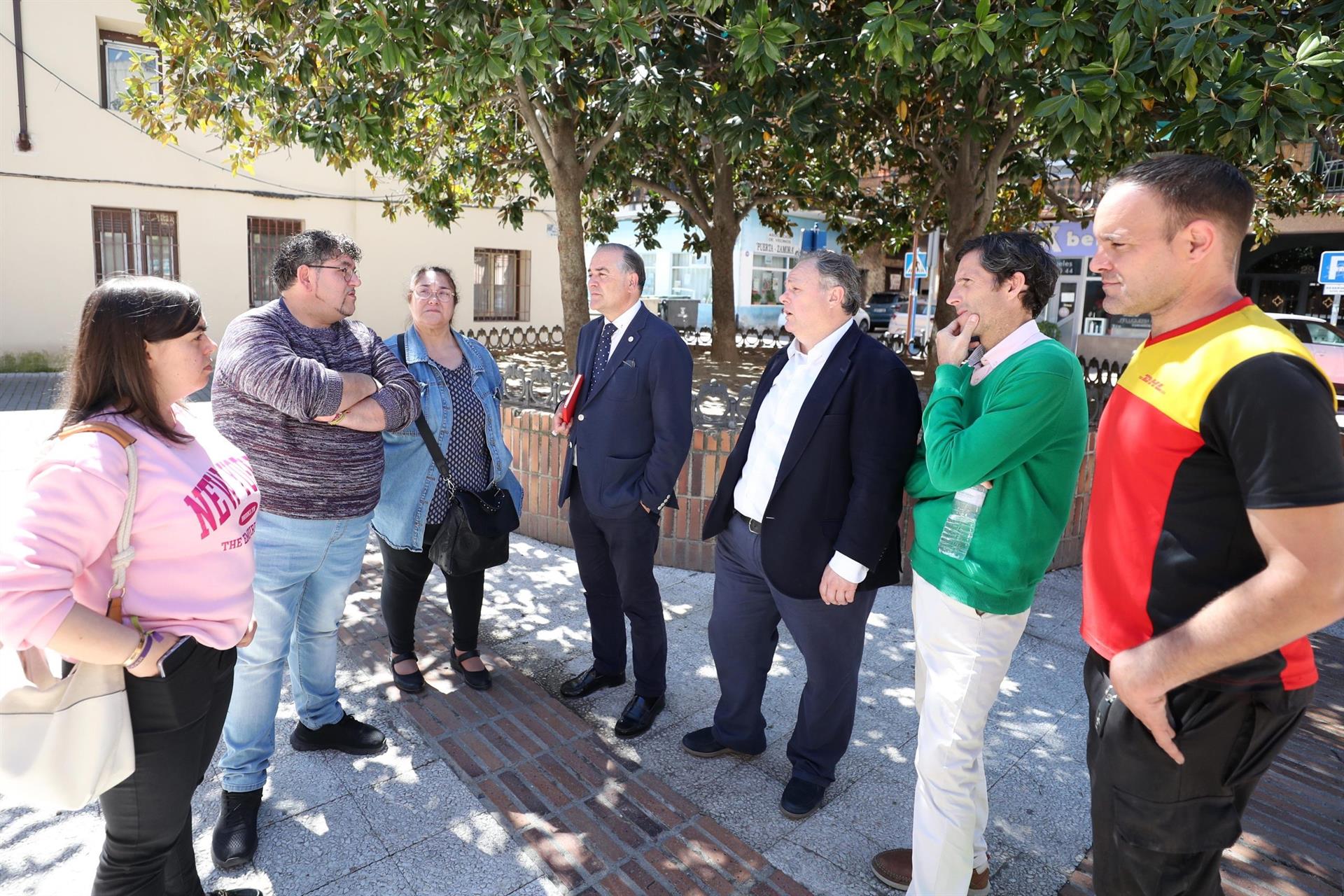 Los vecinos de Puerta de Zamora trasladan mejoras "prioritarias" al Ayuntamiento de Talavera