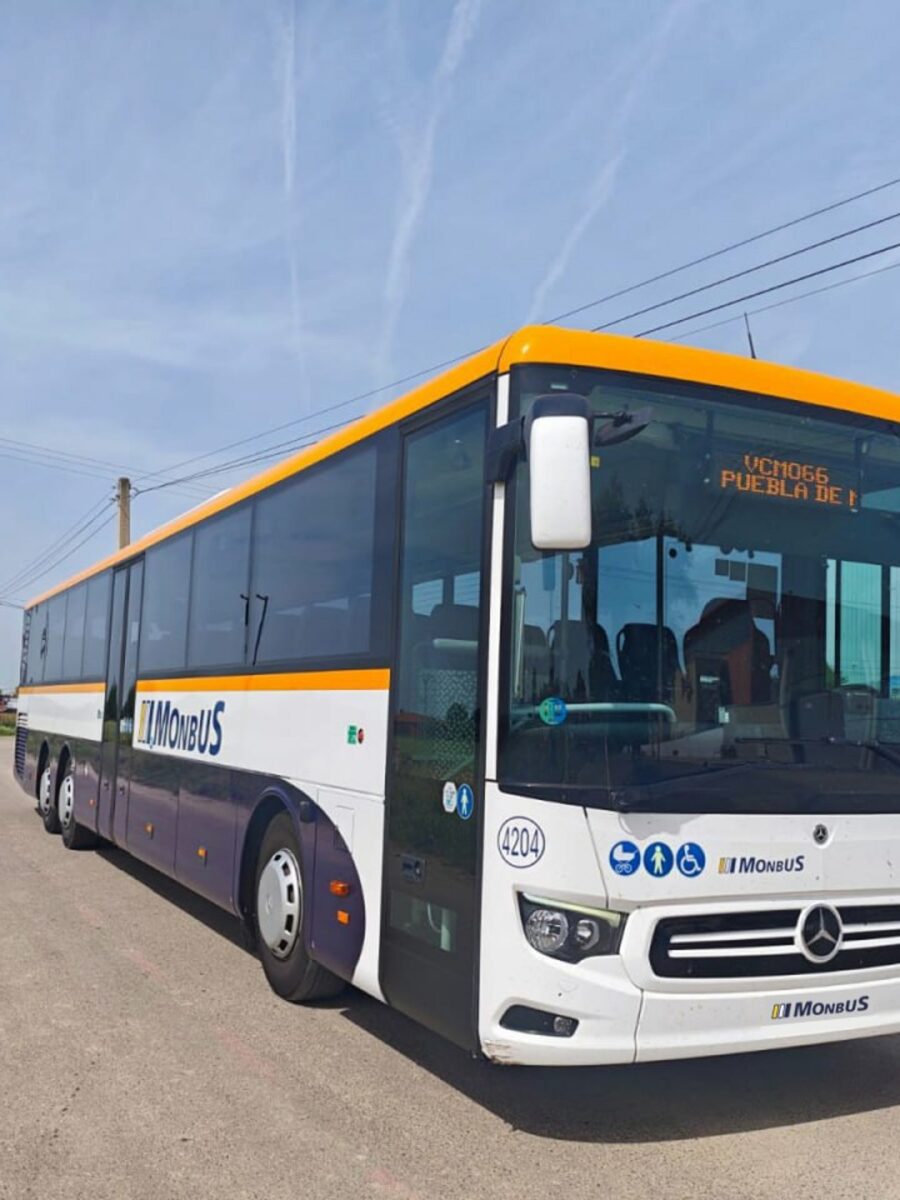 Tres nuevos autobuses se incorporan a la línea Talavera-Toledo para mejorar "capacidad, fiabilidad y confort"