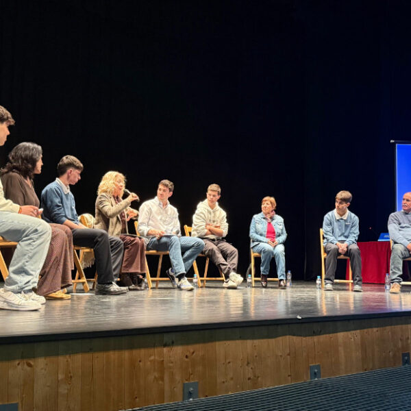 'Aula Mancha' regresa a Villacañas para conectar a los estudiantes con las demandas del mercado laboral