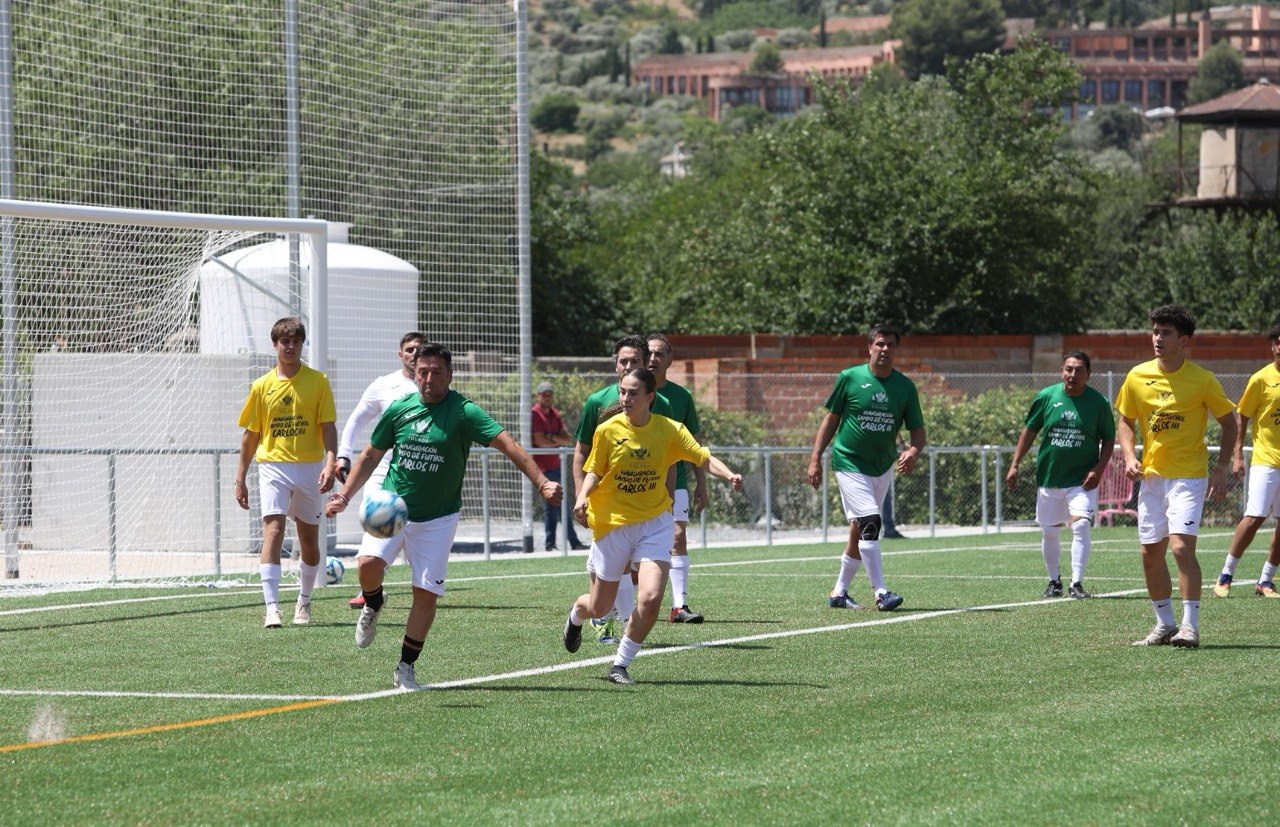 El Carlos III vuelve a latir: Toledo inaugura el campo de fútbol a la espera de un graderío para 900 personas