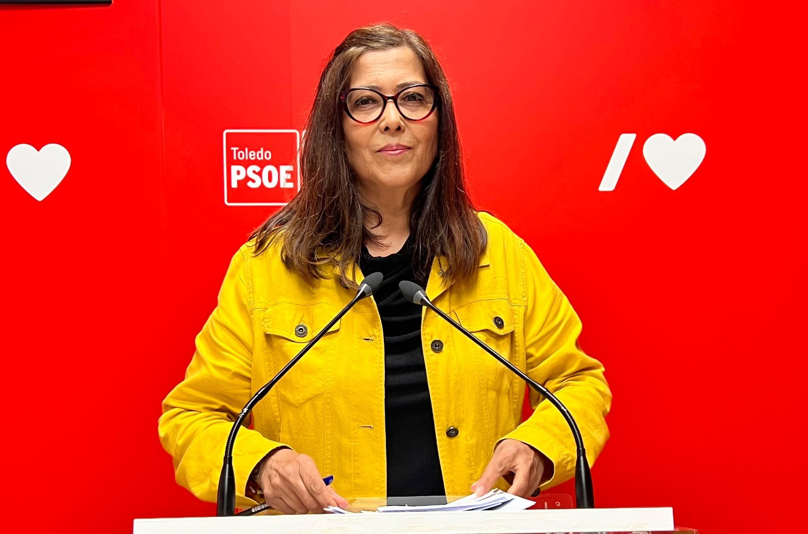 El PSOE, sobre la encuesta que da ganador a Velázquez: "Bajamos un concejal sin tener candidato, esto no es bueno para el PP"