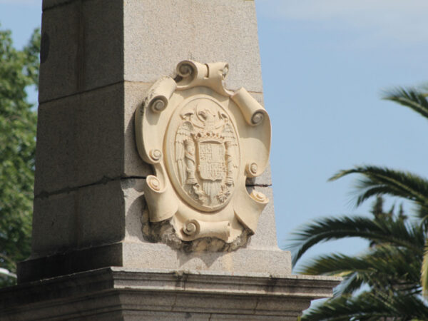 Izquierda Unida Toledo exige que se "cumpla" la ley y se retire el monolito con simbología franquista de la Reconquista