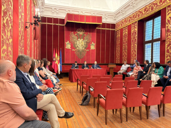 Se aprueban las cuestionadas cuentas de la EMSV de 2025 con el rechazo de la oposición