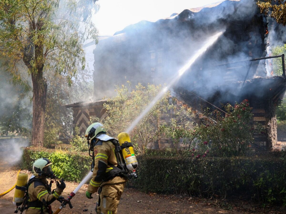 IU pide explicaciones sobre la presencia de operarios del Plan de Empleo en el incendio de la Casa de Corcho