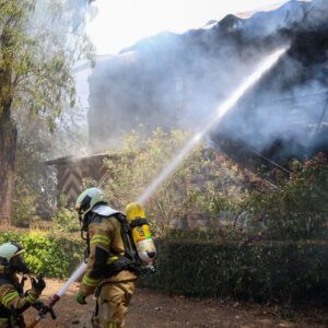 IU pide explicaciones sobre la presencia de operarios del Plan de Empleo en el incendio de la Casa de Corcho