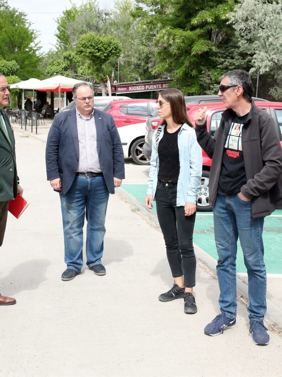 Los vecinos de San Antonio-Puente Romano de Talavera piden acondicionar las calles o mantener los parques