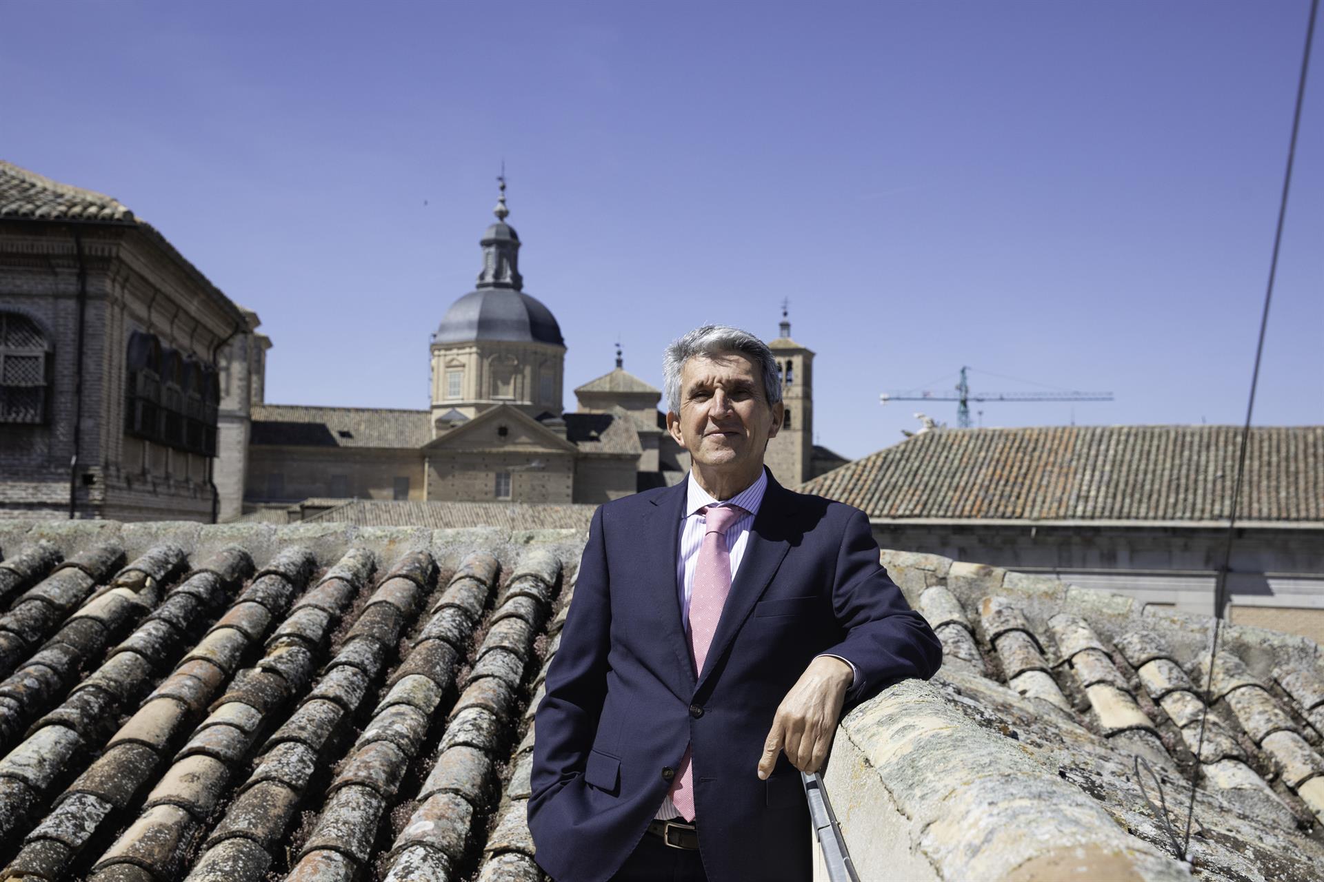 Sabrido señala que la Junta tiene que descontaminar el Virgen de la Salud y aboga por destinarlo a vivienda pública
