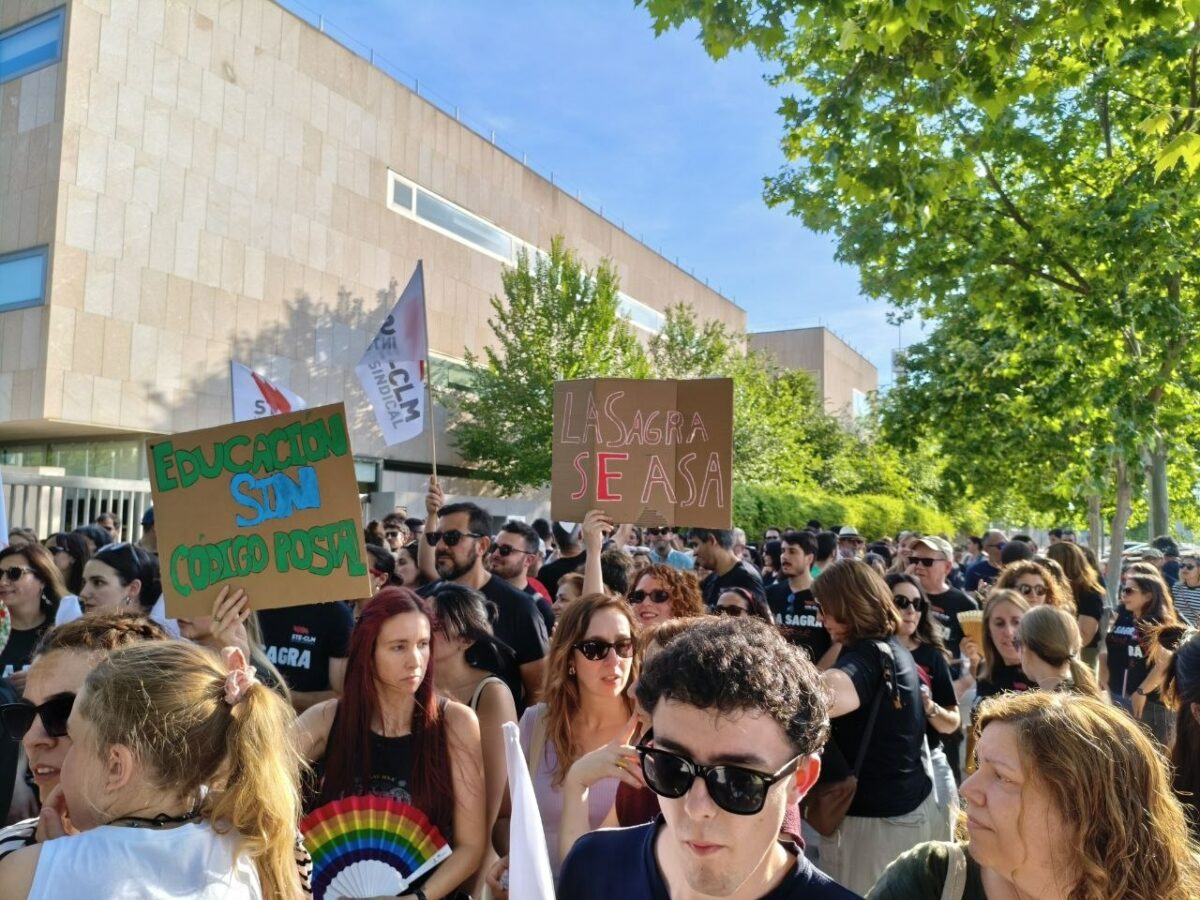 Cientos de docentes de la Sagra, "sobrepasados", reclaman medidas urgentes a Page: "No hay inclusión si no hay inversión"