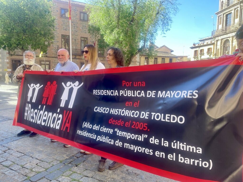 'Residencia Ya' pide audiencia con Velázquez para abrir una residencia de mayores en San Juan de Dios