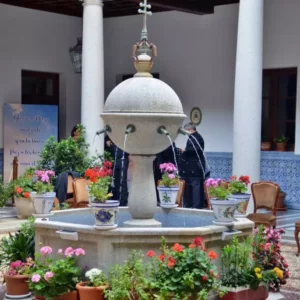Los patios de Toledo, un cuarto de siglo reluciendo en el Corpus: "Son una gran lección de la arquitectura en España"
