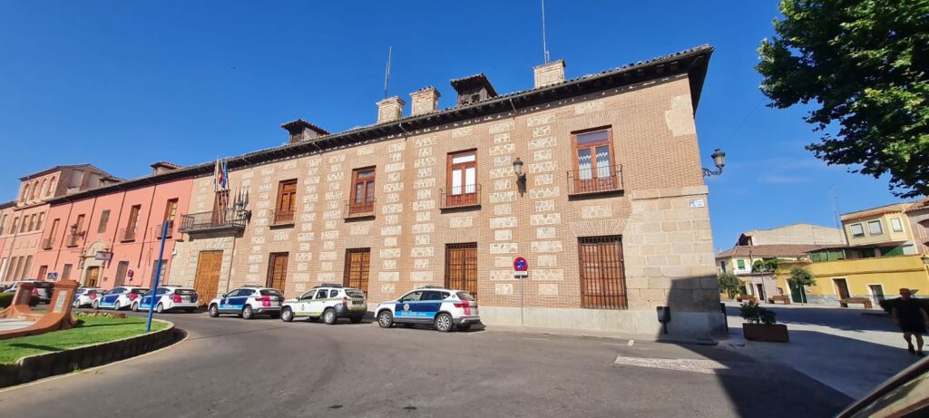 El PSOE afea al alcalde de Talavera incumplir el acuerdo del Pleno al no instalar la bandera LGTBI en el Día del Orgullo