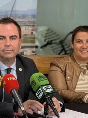 El portavoz del PSOE no duda de la candidatura de Tita García en 2027: "Talavera está sucia con PP y Vox"