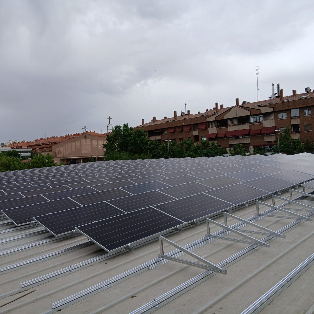 La comunidad energética del Casco Histórico de Toledo disfruta ya de su propia energía solar y reduce la factura