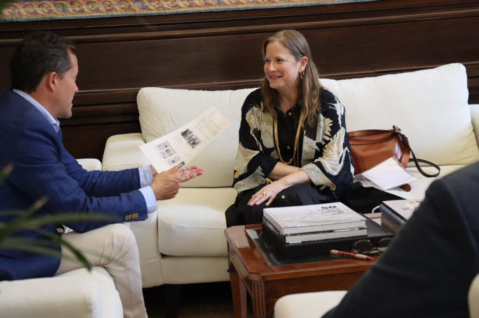IU califica de "infame y vergonzosa" la reunión del alcalde de Toledo con la embajadora en funciones de Israel