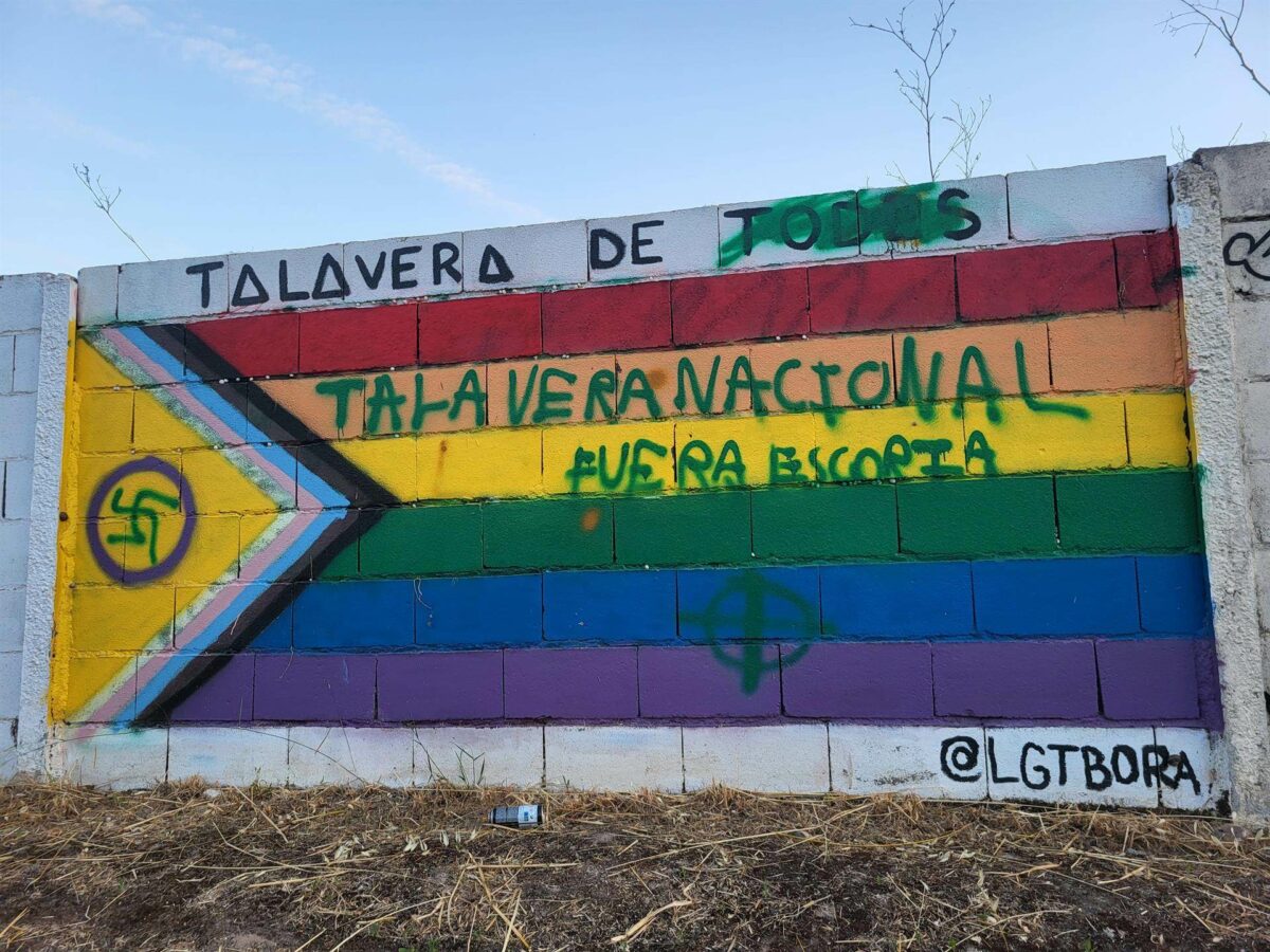 Amanece vandalizado un mural LGTBI en Talavera: es el sexto ataque en tres años