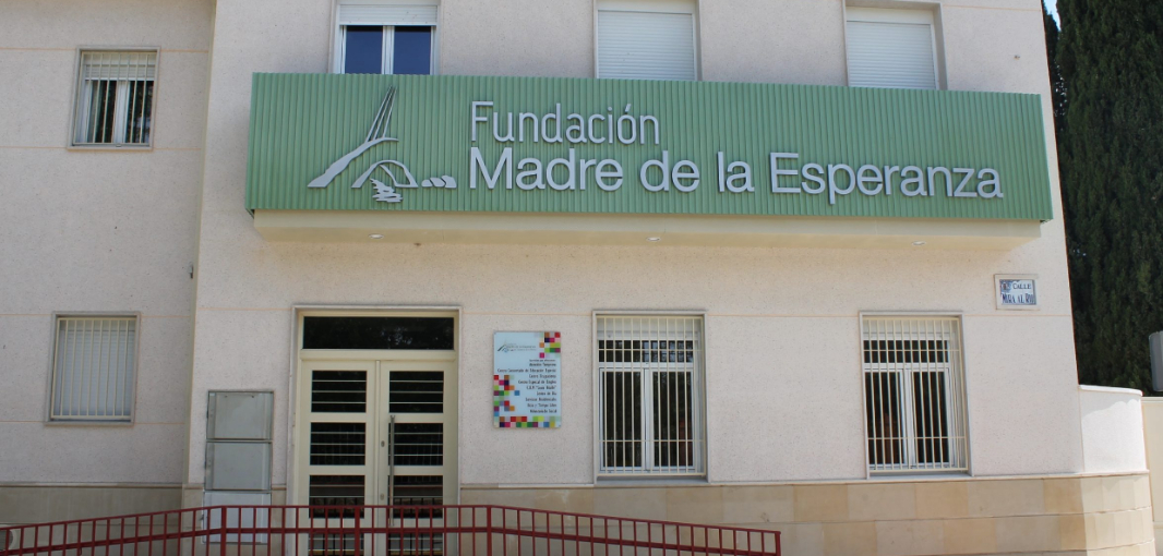 'Madre de la Esperanza' se queda con un servicio de autobuses "insuficiente" según la denuncia del PSOE Talavera