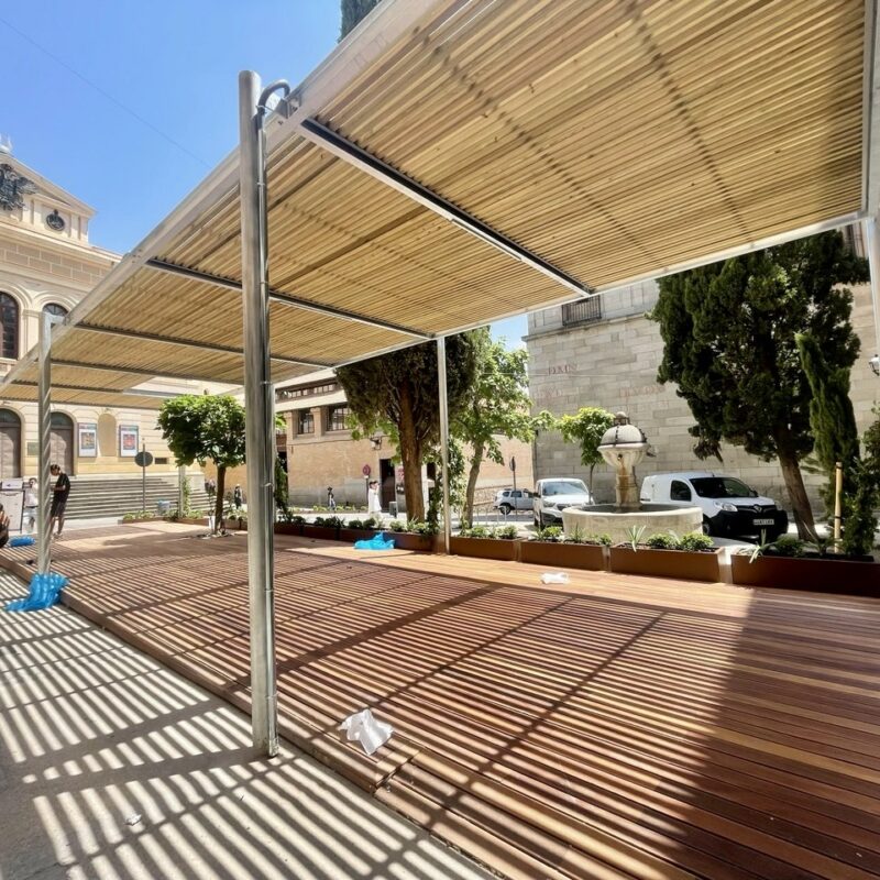 El Ayuntamiento se abre a modificar la Plaza Mayor apenas unos días después de terminar la remodelación