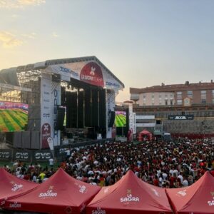 Así se preparan Toledo y Talavera para la final del Mundial: pantallas gigantes, cortes de tráfico y una fuente blindada