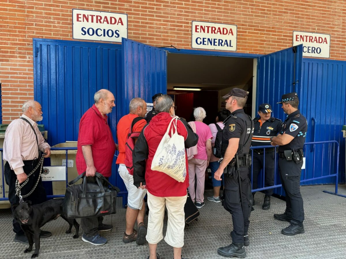 Cerca de 2.000 evacuados siguen refugiados en Talavera por los incendios de Gredos y el Valle del Tiétar
