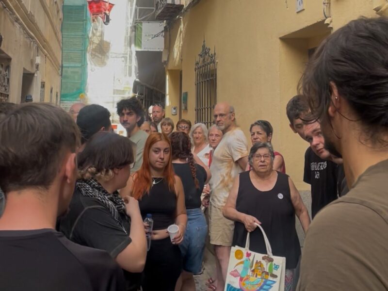 Una vivienda pública para Lucía: el Ayuntamiento da una salida al desahucio que movilizó al Casco Histórico