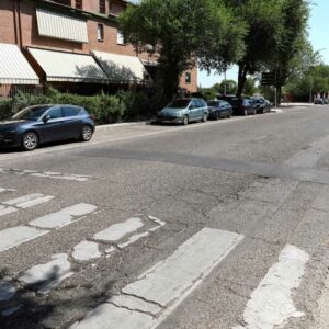 Desde agosto se renovará el asfalto de varias calles del Polígono y se actuará en 55 pasos de peatones