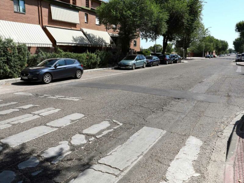 Desde agosto se renovará el asfalto de varias calles del Polígono y se actuará en 55 pasos de peatones