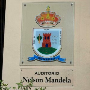De Nelson Mandela a los Reyes Católicos: PP y Vox buscan rebautizar el auditorio de Sonseca entre críticas de la oposición
