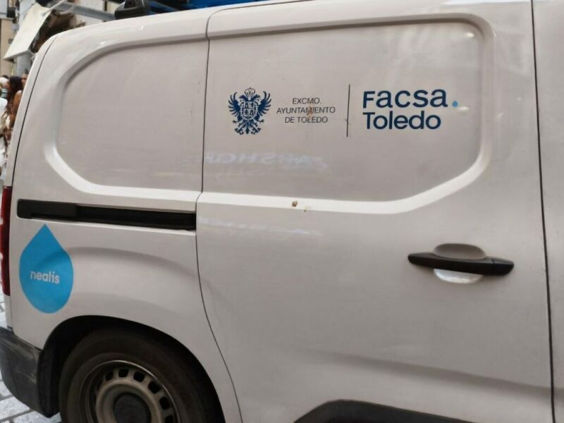 Cortes de tráfico en Más del Rivero y en la calle Coronel Baeza por obras en la red de saneamiento