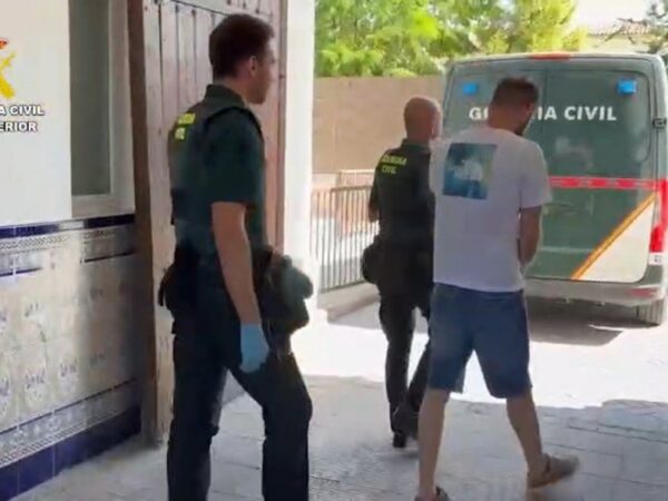Seis detenidos por tres intentos de homicidio tras un tiroteo contra una vivienda en Gerindote
