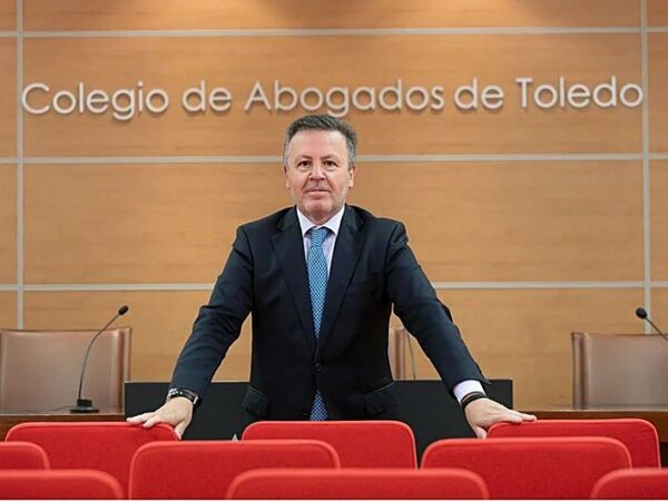 El Ministerio de Justicia concede al decano de la Abogacía de Toledo, Ángel José Cervantes