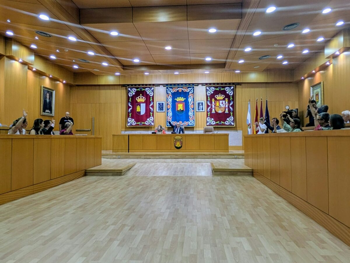Talavera se une en su rechazo a las plantas de biometano, sin fisuras en la votación pero con reproches políticos