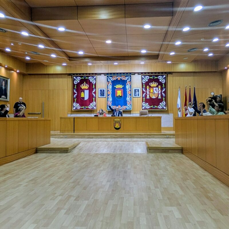 Talavera se une en su rechazo a las plantas de biometano, sin fisuras en la votación pero con reproches políticos