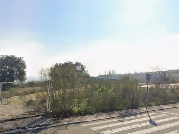 A información pública un plan urbanístico en La Legua para construir un bloque de 36 viviendas de hasta cuatro plantas