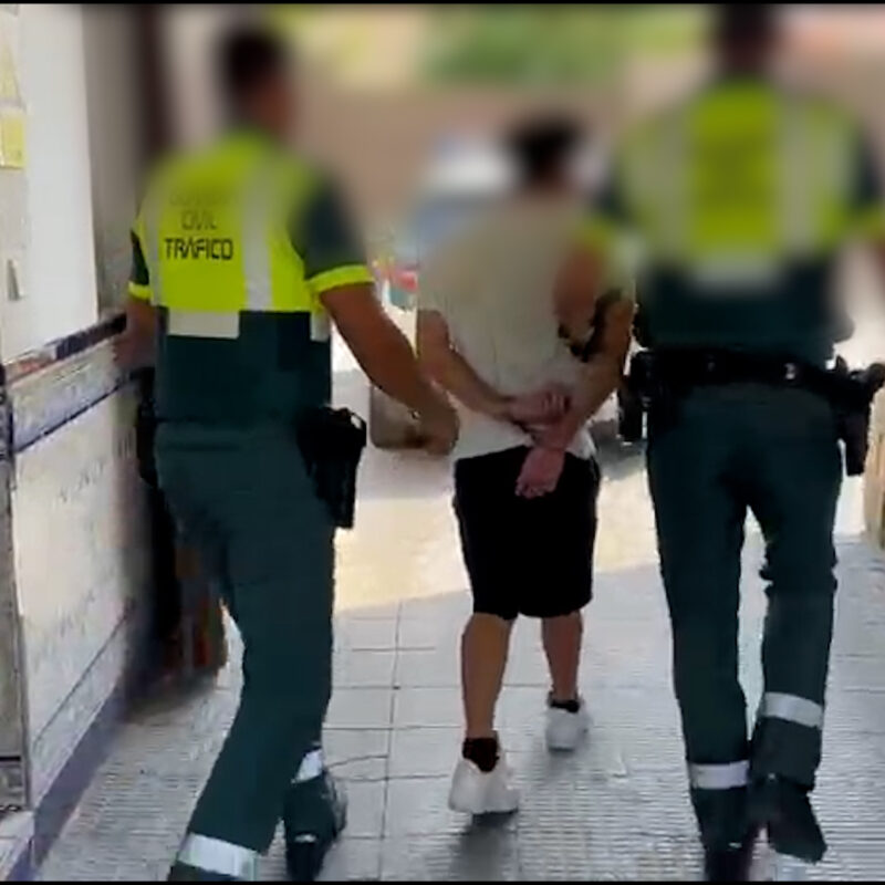 Detenidos dos jóvenes como presuntos autores del accidente mortal de una madre y su hija en Novés