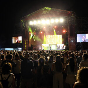 Los conciertos llenan la Peraleda y la plaza del Ayuntamiento durante las fiestas de agosto de Toledo