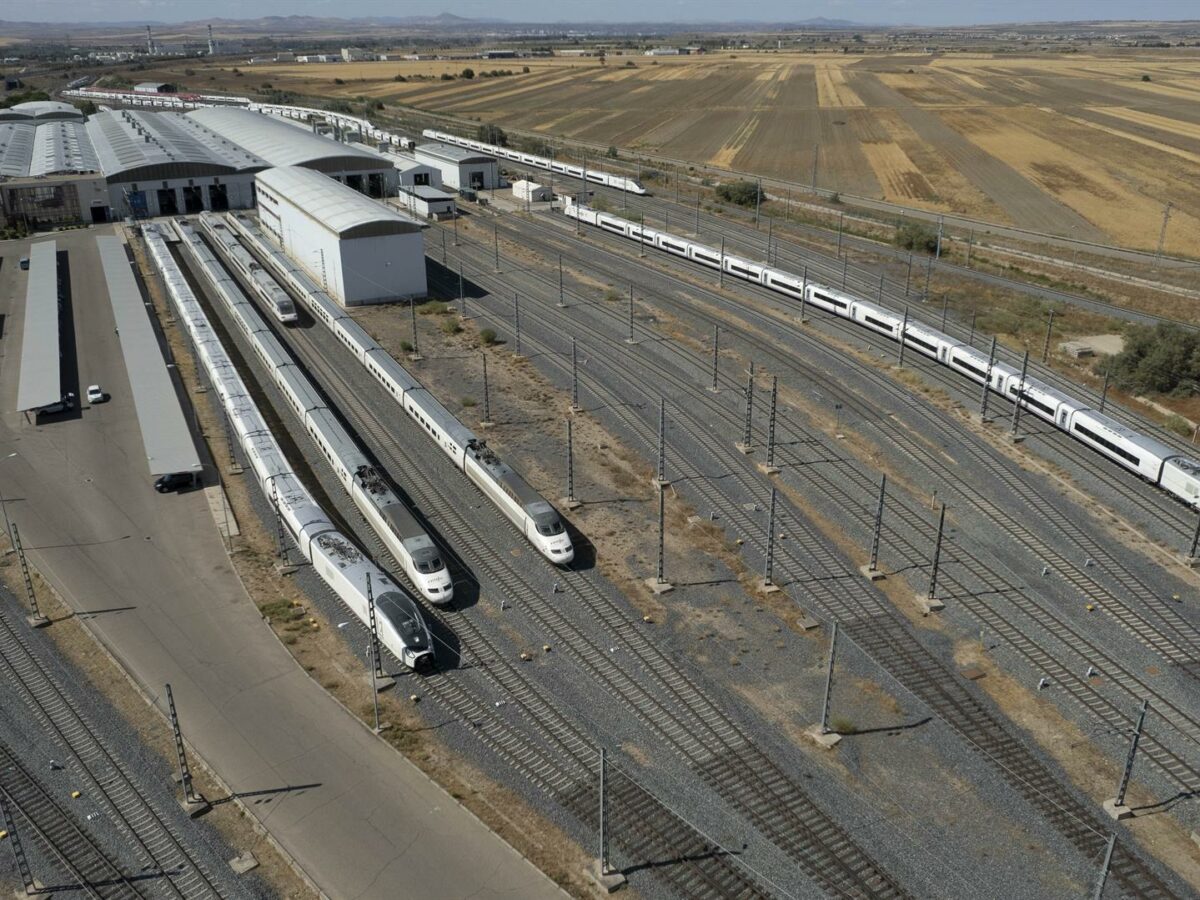 La CNMC exige a Renfe abrir el taller de la Sagra a los trenes de Iryo y la operadora evalúa recurrir