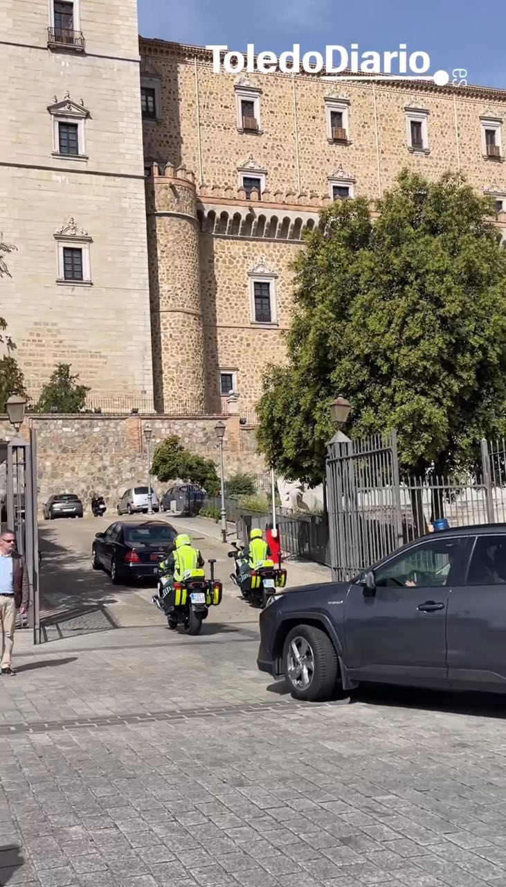 Toledo blinda al Rey mientras Ceuta espera: helicópteros, perros y calles despejadas alrededor del Alcázar