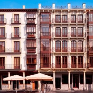 El Hotel Boutique Adolfo triplicará sus habitaciones con un edificio anexo de oficinas y viviendas