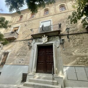 Rosario, 80 años y toda una vida en San Justo, en riesgo de perder su casa en Toledo