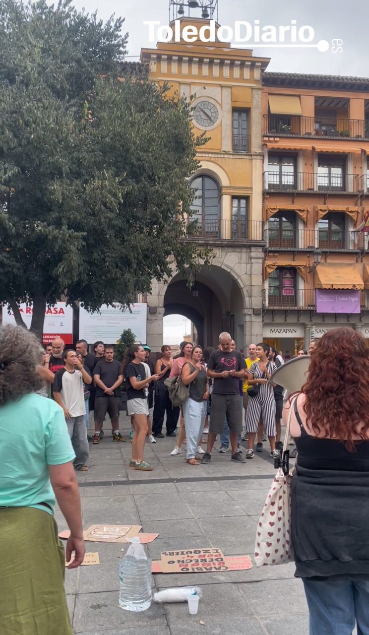 Toledo se moviliza 24 horas antes del lanzamiento de Rosario: "¡Rescatan al banquero, desahucian al obrero!"