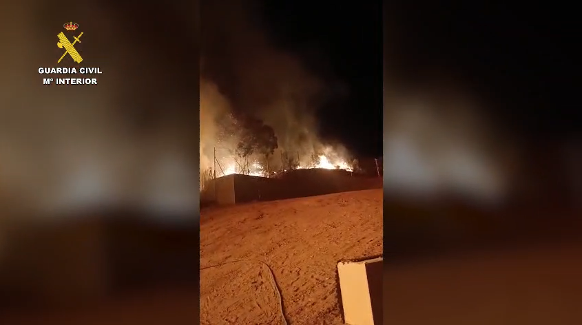 Detenido un hombre en Calalberche por incendiar las viviendas de las dos personas que previamente le habían robado