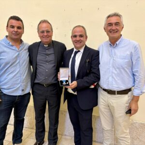 Fernando Redondo dedica su Medalla al Mérito Penitenciario a "quienes creen en la persona tras los muros"