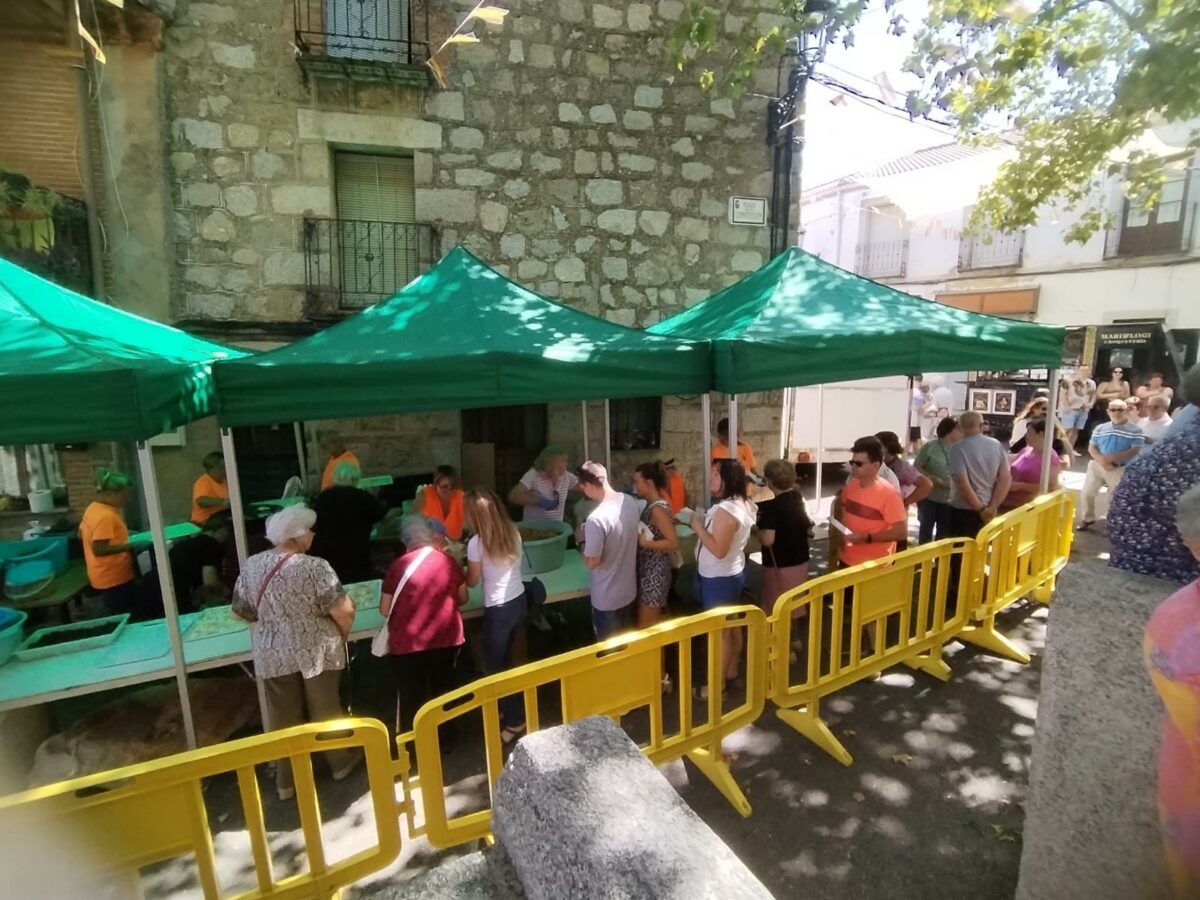 San Pablo de los Montes pone sabor solidario a sus Ferias y Fiestas con unas migas a beneficio de Apanas