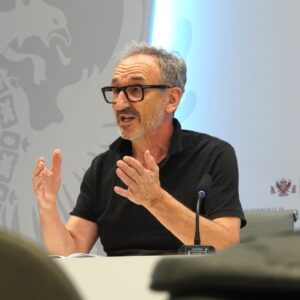 El concejal de Urbanismo de Vox, sobre el recurso judicial del PERIM del macrohotel de la Plata: "Se basa en el espíritu santo"