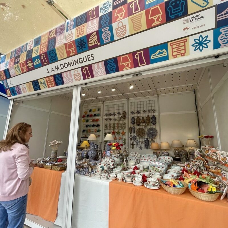 Farcama crece en Toledo con 156 expositores y artesanos de 17 países en su 45ª edición: "Hay que venir a apoyar y comprar"
