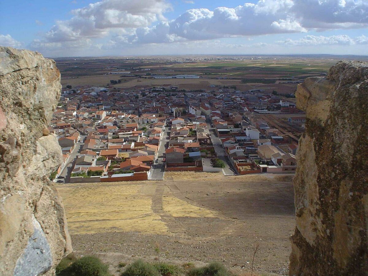 Un niño de 8 años, herido grave tras electrocutarse en una atracción de feria en Consuegra