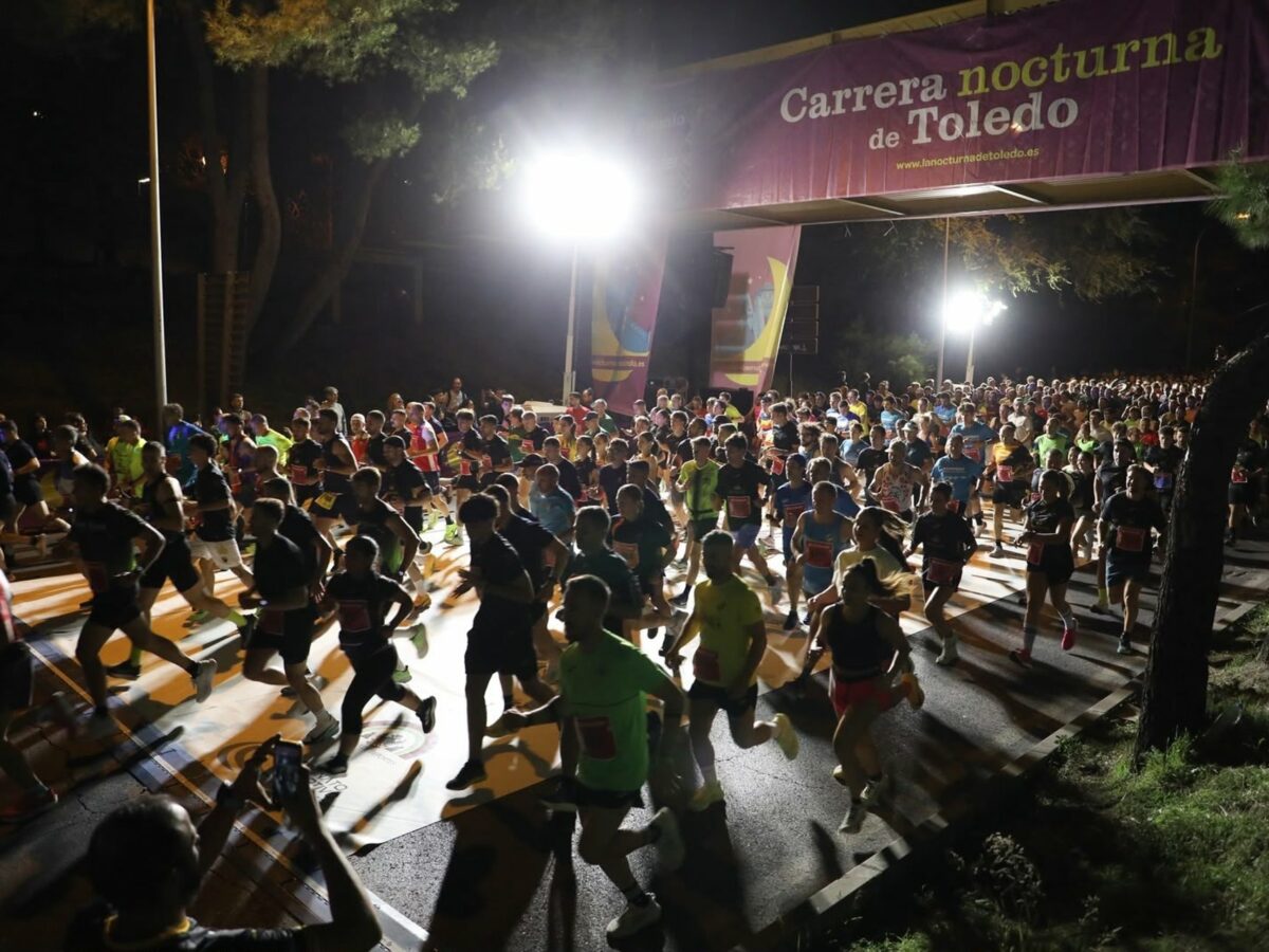 La Nocturna de Toledo reúne a 6.700 participantes en una noche de deporte y solidaridad